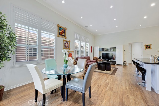 Irvine, California, 92620, United States, 2 Bedrooms Bedrooms, ,2 BathroomsBathrooms,Residential,For Sale,1895073