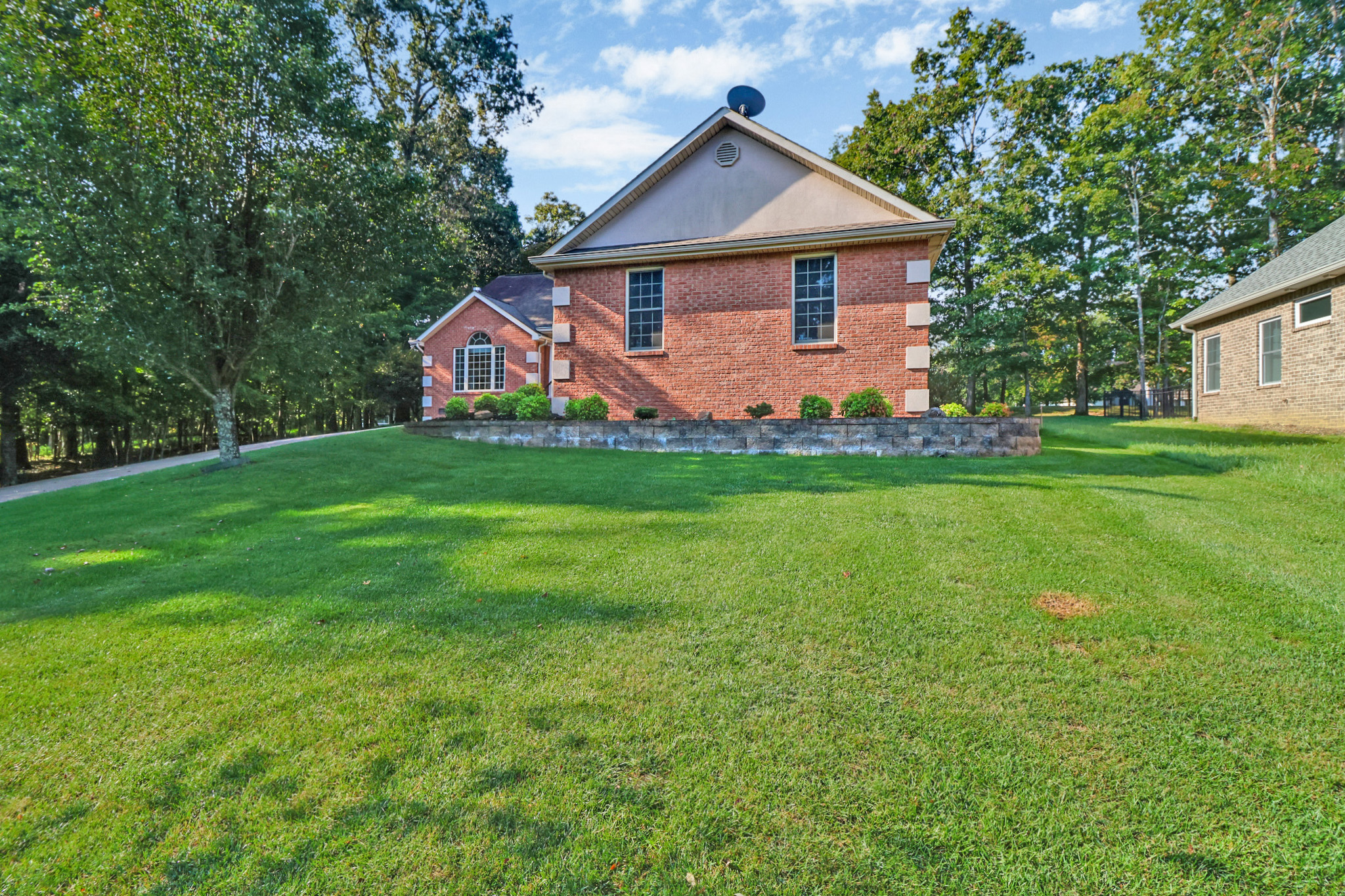 Fairfield Glade, Tennessee, 38558, United States, 3 Bedrooms Bedrooms, ,2 BathroomsBathrooms,Residential,For Sale,1945006