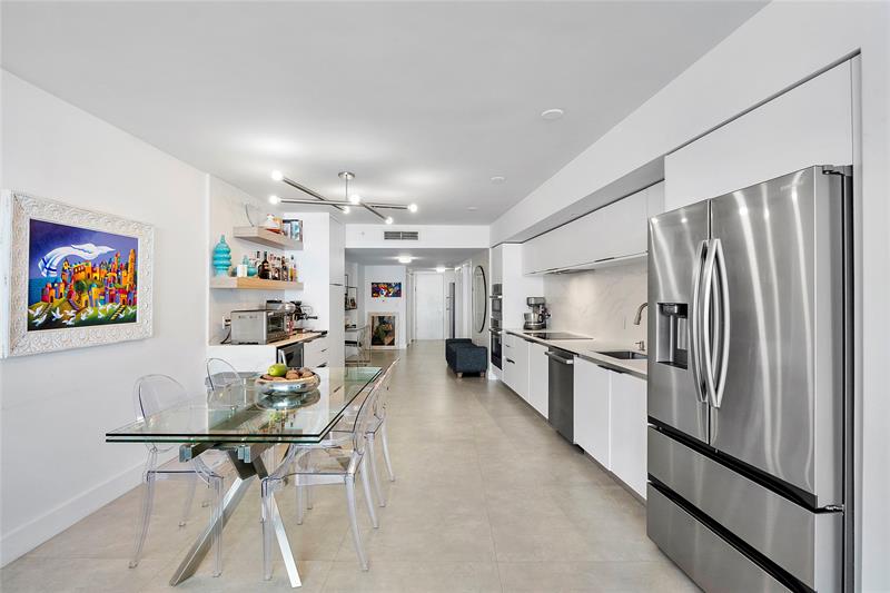 Miami Beach, Florida, 33141, United States, 2 Bedrooms Bedrooms, ,2 BathroomsBathrooms,Residential,For Sale,1990899