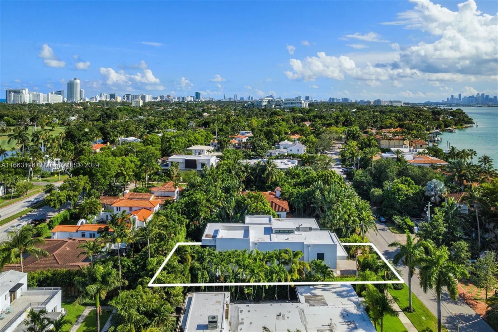 5327 N Bay Rd, Miami Beach, Florida, 33140, United States, 5 Bedrooms Bedrooms, ,7 BathroomsBathrooms,Residential,For Sale,5327 N Bay Rd,1616674