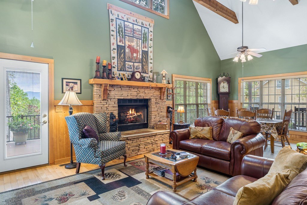 Young Harris, Georgia, 30582, United States, 4 Bedrooms Bedrooms, ,4 BathroomsBathrooms,Residential,For Sale,1979770