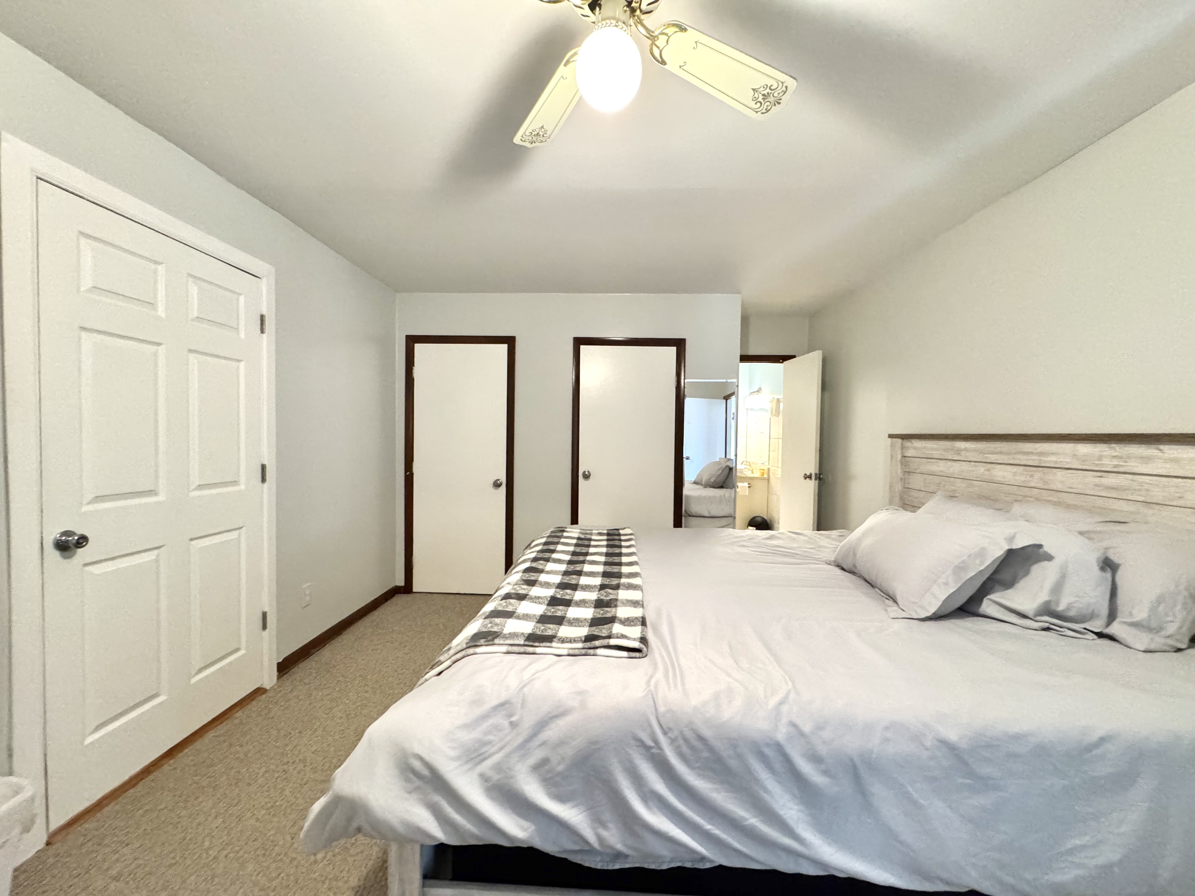 Catskill, New York, 12414, United States, 4 Bedrooms Bedrooms, ,2 BathroomsBathrooms,Residential,For Sale,1978791