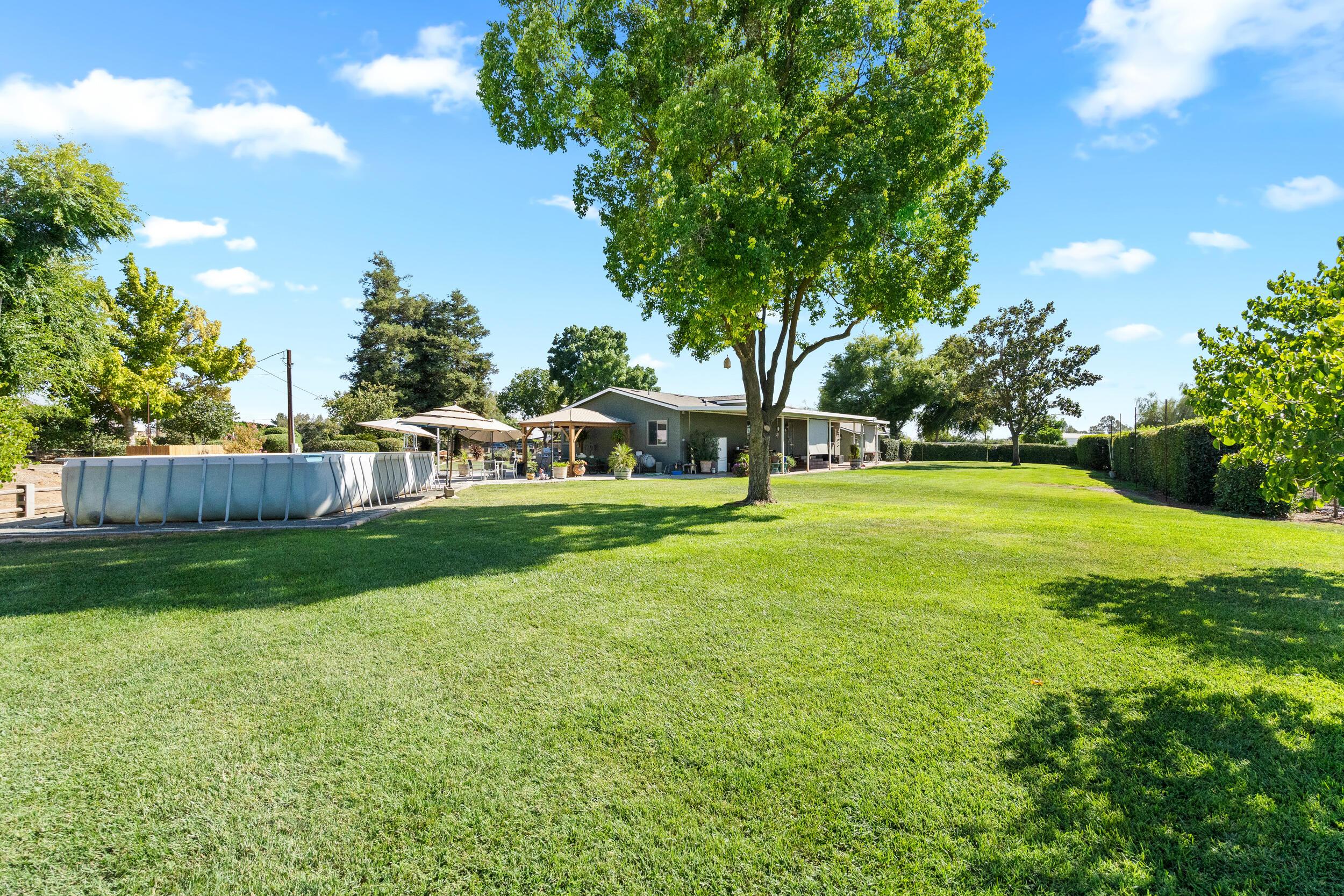 Terra Bella, California, 93270, United States, 3 Bedrooms Bedrooms, ,2 BathroomsBathrooms,Residential,For Sale,1981595