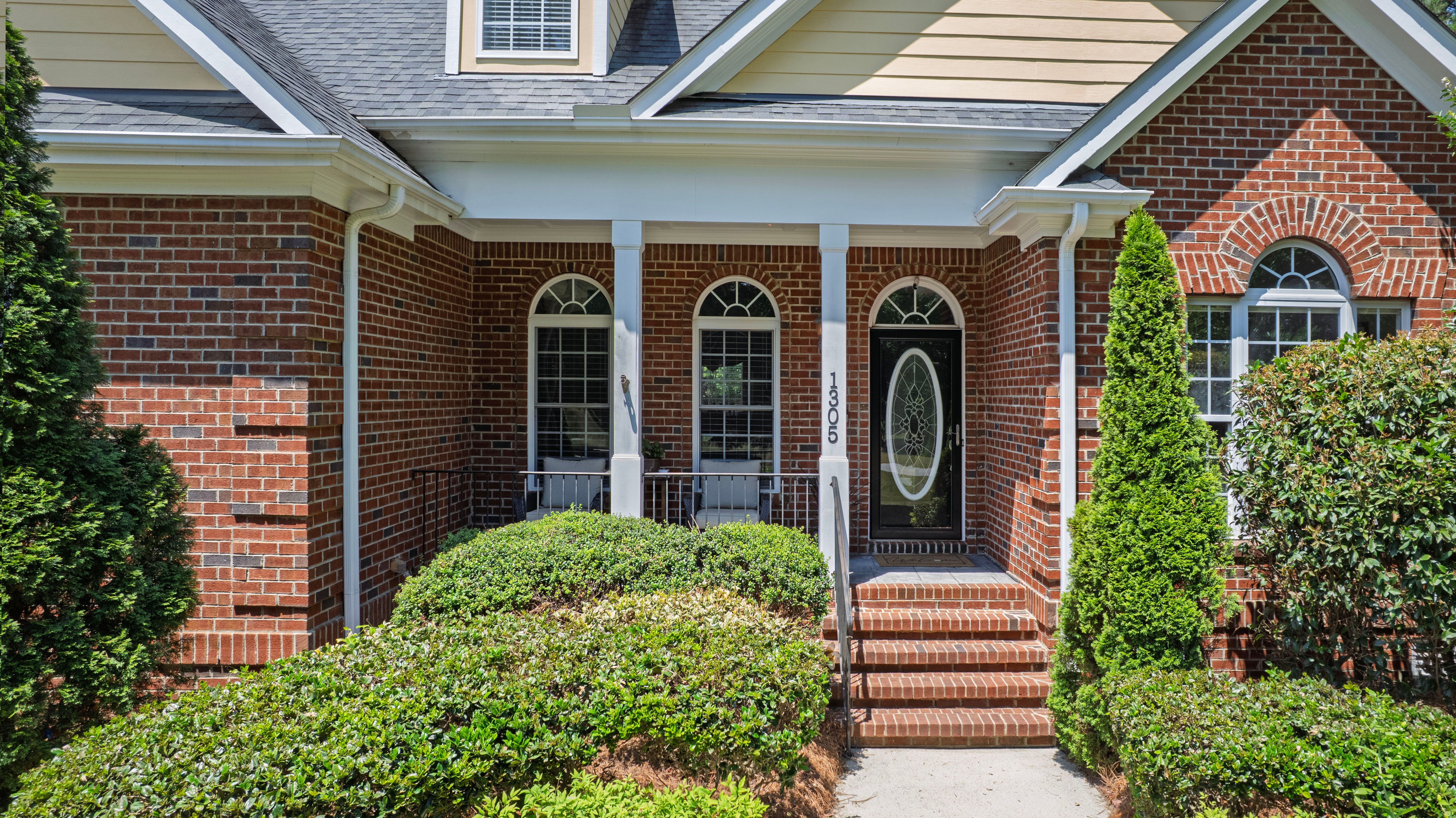  1305 Brook Hill Drive, Clayton, NC 27520 - 物件實景