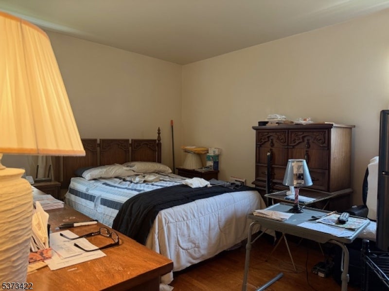 Roselle Boro, New Jersey, 07203, United States, ,2 BathroomsBathrooms,Residential,For Sale,1899301