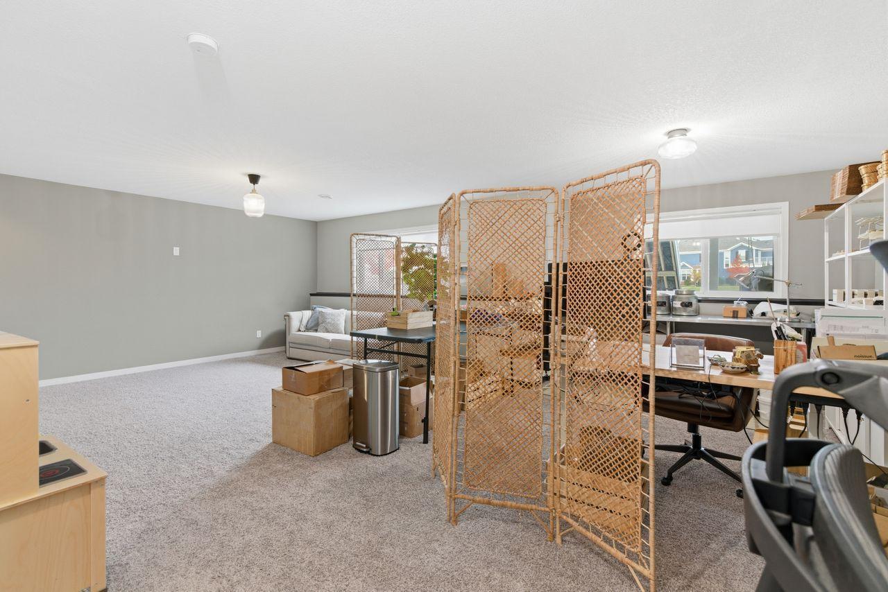 Maple Grove, Minnesota, 55369, United States, 3 Bedrooms Bedrooms, ,3 BathroomsBathrooms,Residential,For Sale,1970604