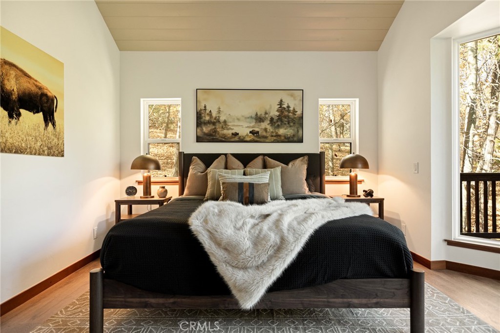 Lake Arrowhead, California, 92352, United States, 4 Bedrooms Bedrooms, ,5 BathroomsBathrooms,Residential,For Sale,1989465