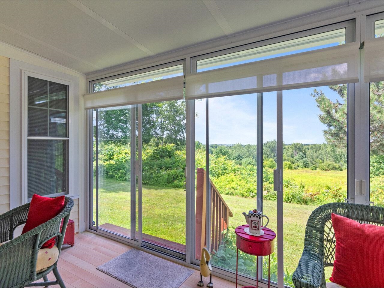 Williston, Vermont, 05495, United States, 2 Bedrooms Bedrooms, ,3 BathroomsBathrooms,Residential,For Sale,1901001