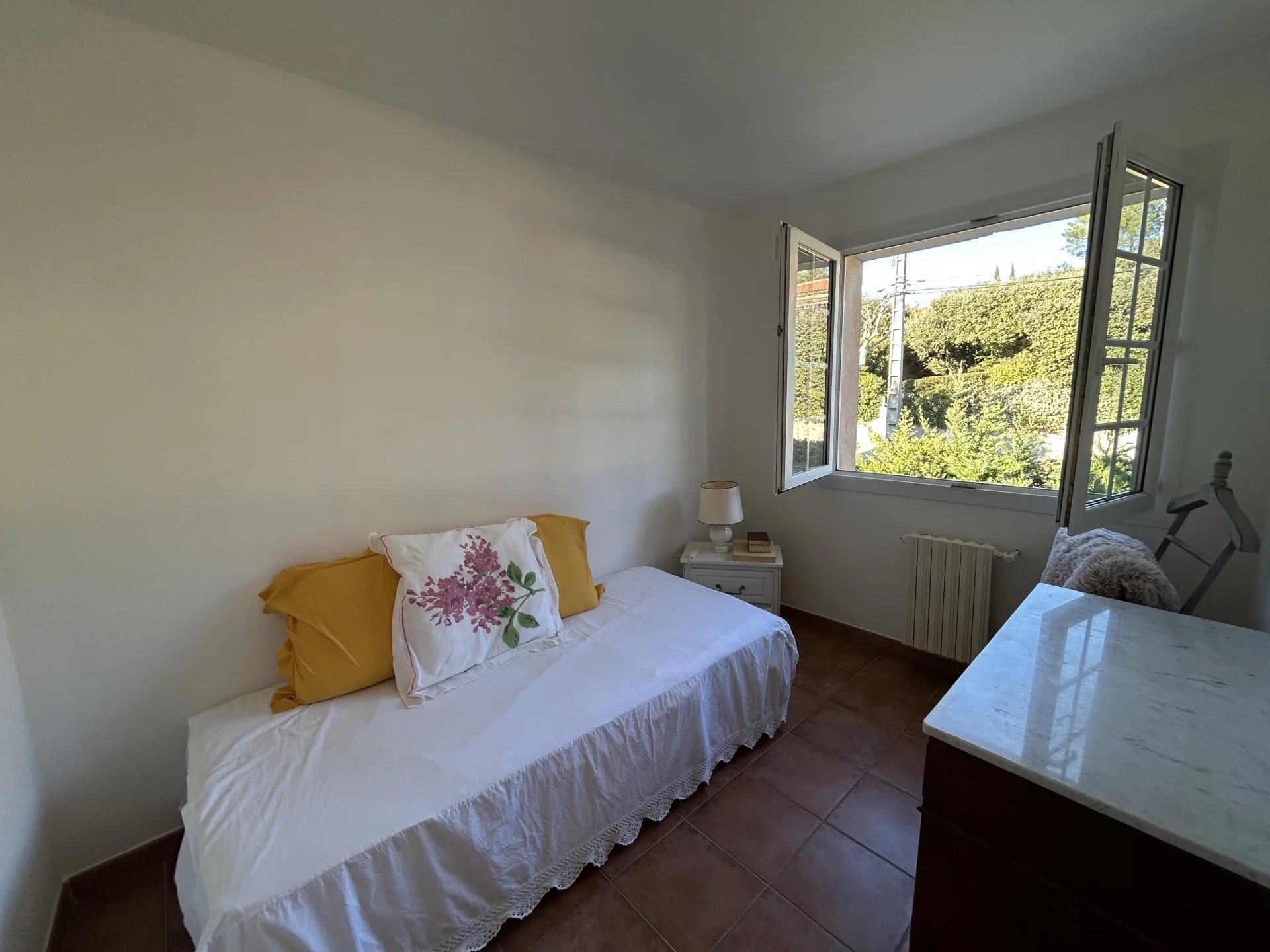 Garéoult, Provence-Alpes-Côte d?Azur, 83136, FR, 3 Bedrooms Bedrooms, ,2 BathroomsBathrooms,Residential,For Sale,1673180