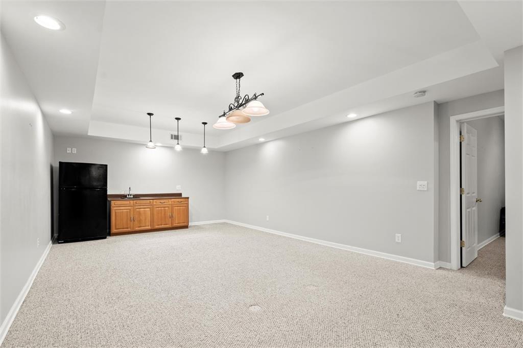 Woodstock, Georgia, 30188, United States, 6 Bedrooms Bedrooms, ,5 BathroomsBathrooms,Residential,For Sale,2009227