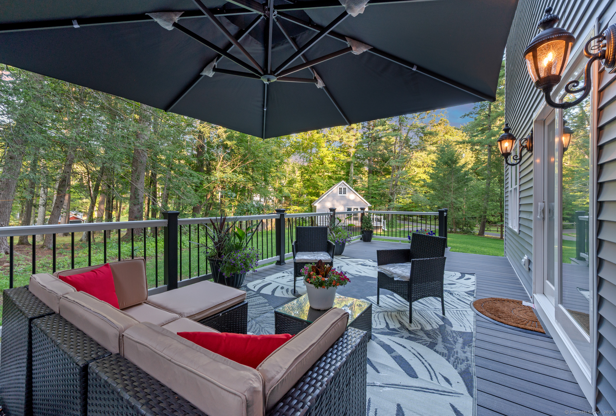 Simsbury, Connecticut, 06092, United States, 4 Bedrooms Bedrooms, ,3 BathroomsBathrooms,Residential,For Sale,1872405