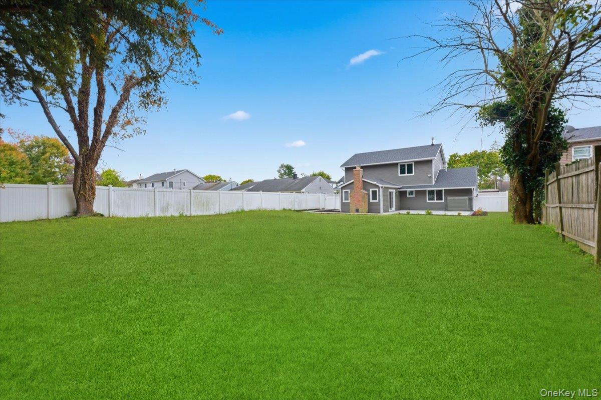 Bethpage, New York, 11714, United States, 5 Bedrooms Bedrooms, ,4 BathroomsBathrooms,Residential,For Sale,1986527