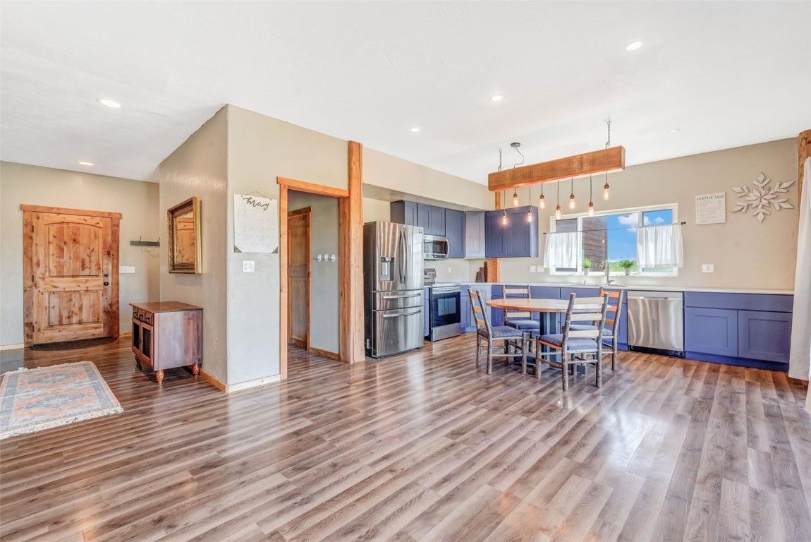 Hayden, Colorado, 81639, United States, 5 Bedrooms Bedrooms, ,3 BathroomsBathrooms,Residential,For Sale,1793788