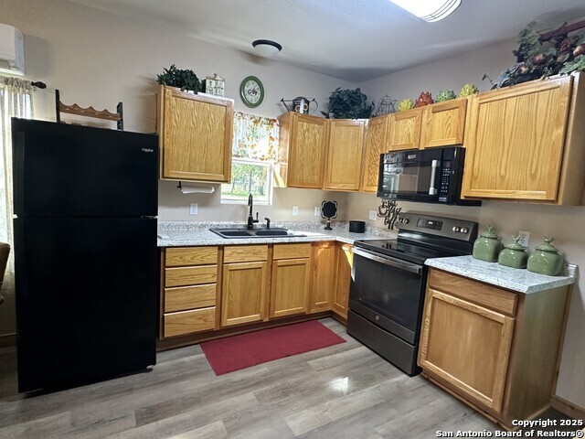 Bandera, Texas, 78003, United States, 4 Bedrooms Bedrooms, ,2 BathroomsBathrooms,Residential,For Sale,1932426