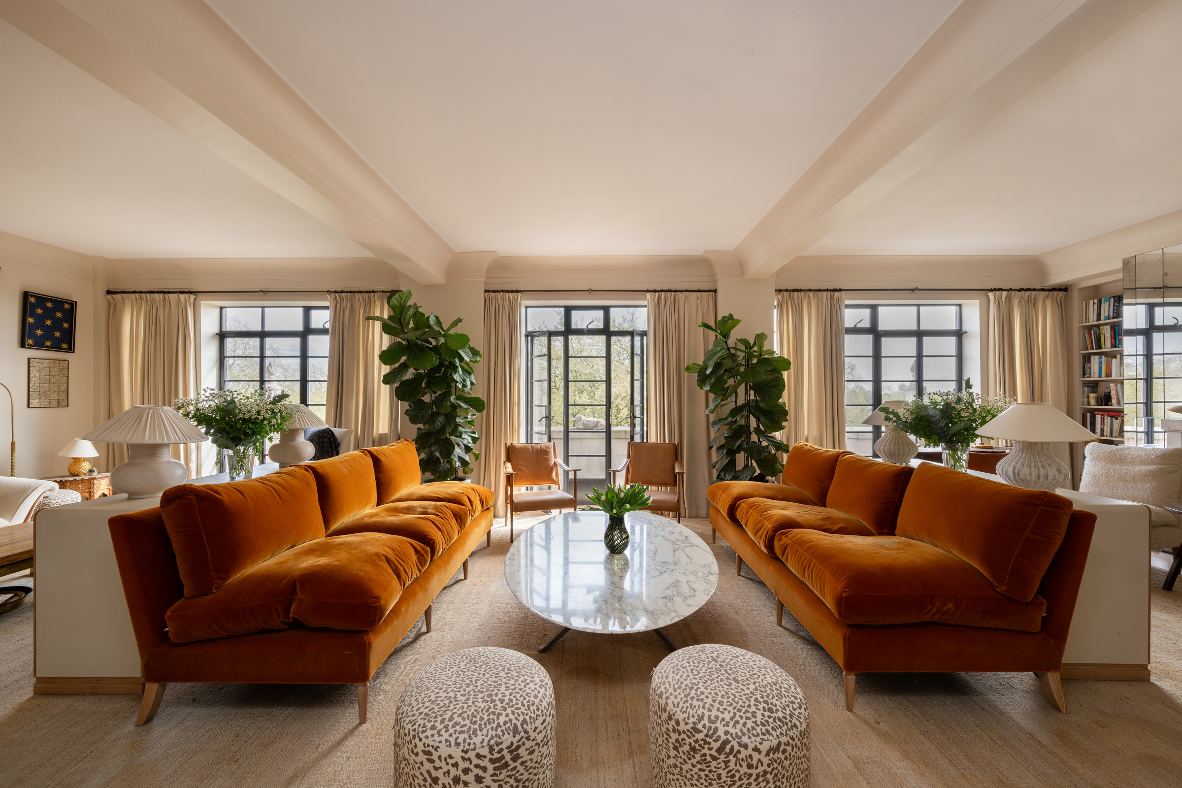  Fabulous fifth floor four bedroom apartment - 物件實景