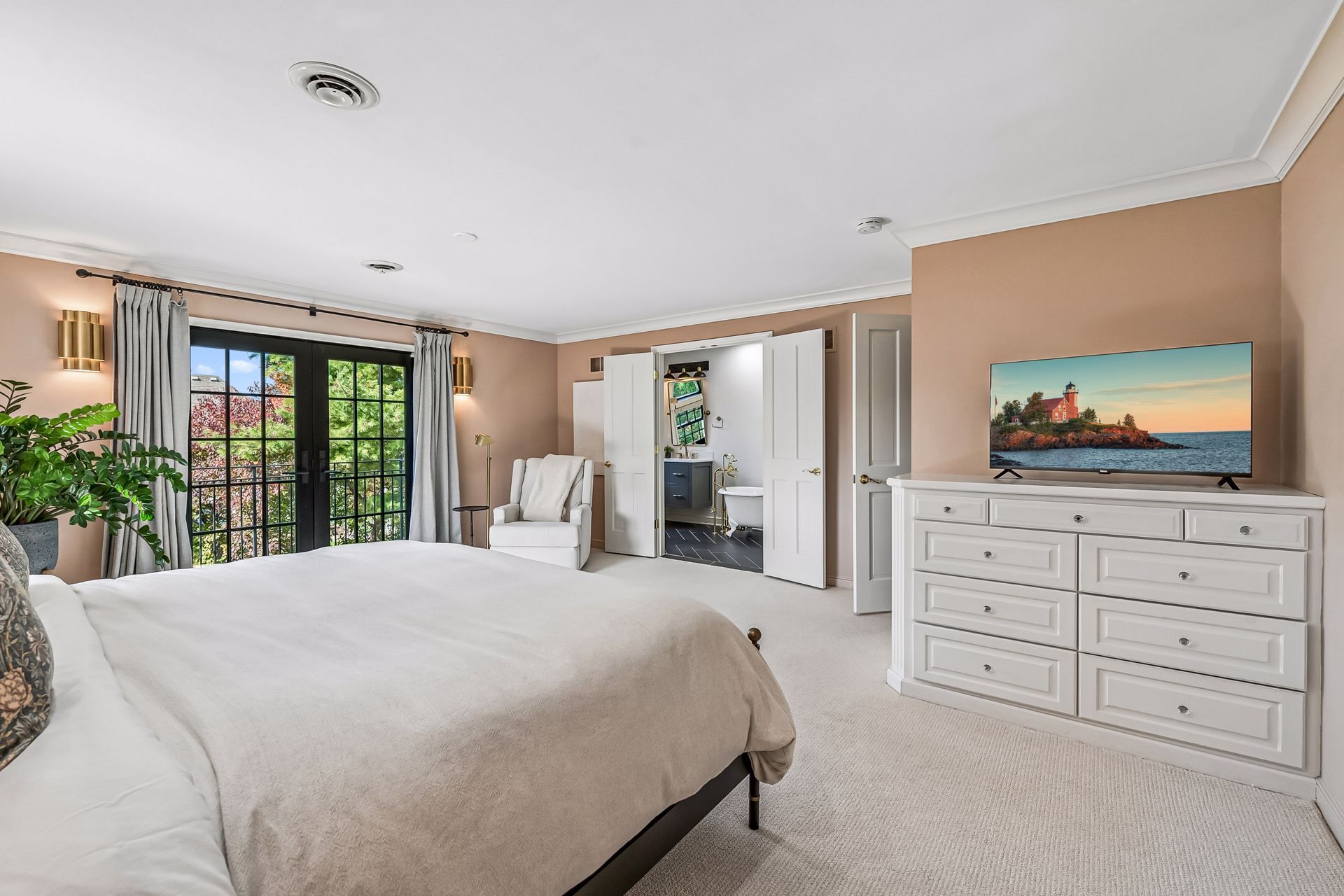  Modern Comfort in a Classic Edina Setting - 物件實景