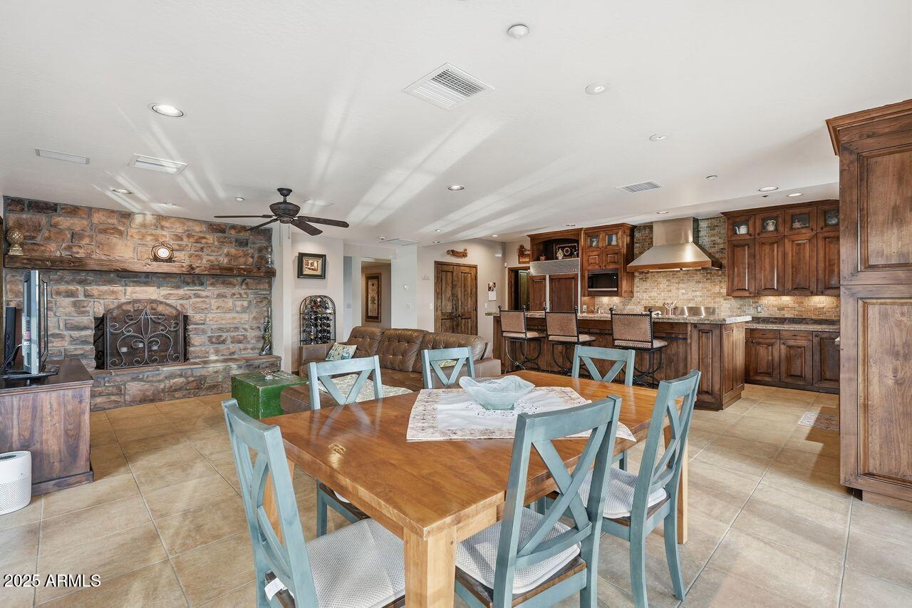 Fountain Hills, Arizona, 85268, United States, 5 Bedrooms Bedrooms, ,5 BathroomsBathrooms,Residential,For Sale,1998459