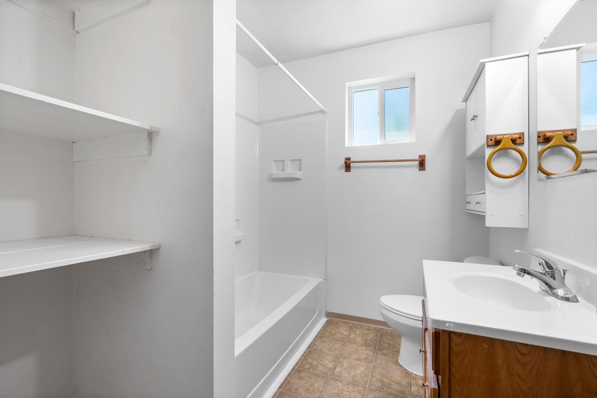 Mead, Washington, 99021, United States, ,Residential,For Sale,1936912