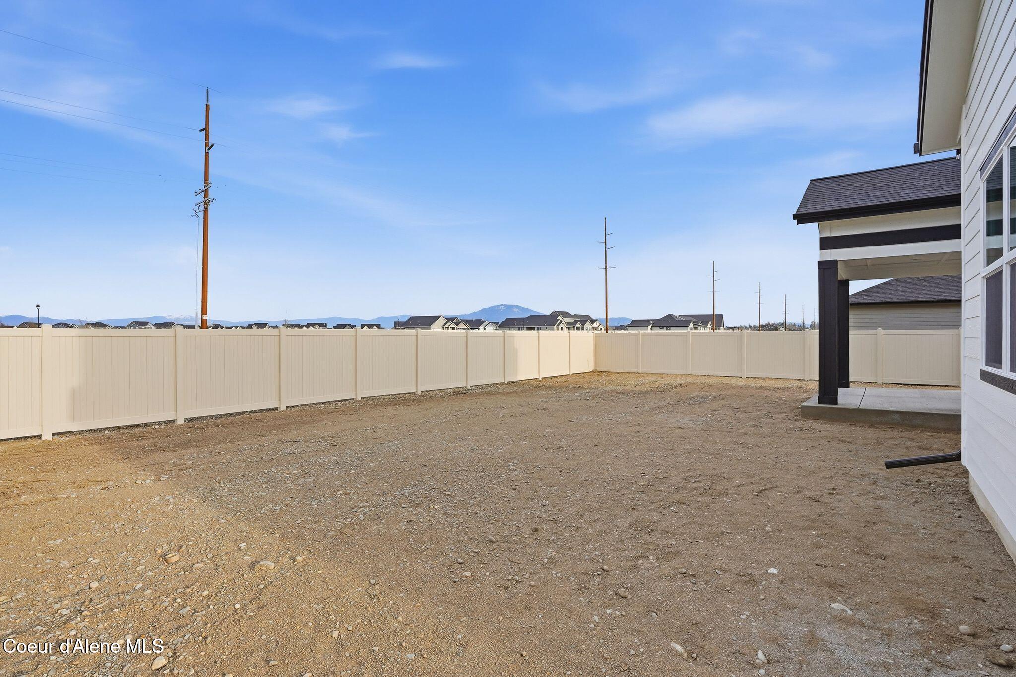 Coeur d'Alene, Idaho, 83815, United States, 4 Bedrooms Bedrooms, ,3 BathroomsBathrooms,Residential,For Sale,2015993