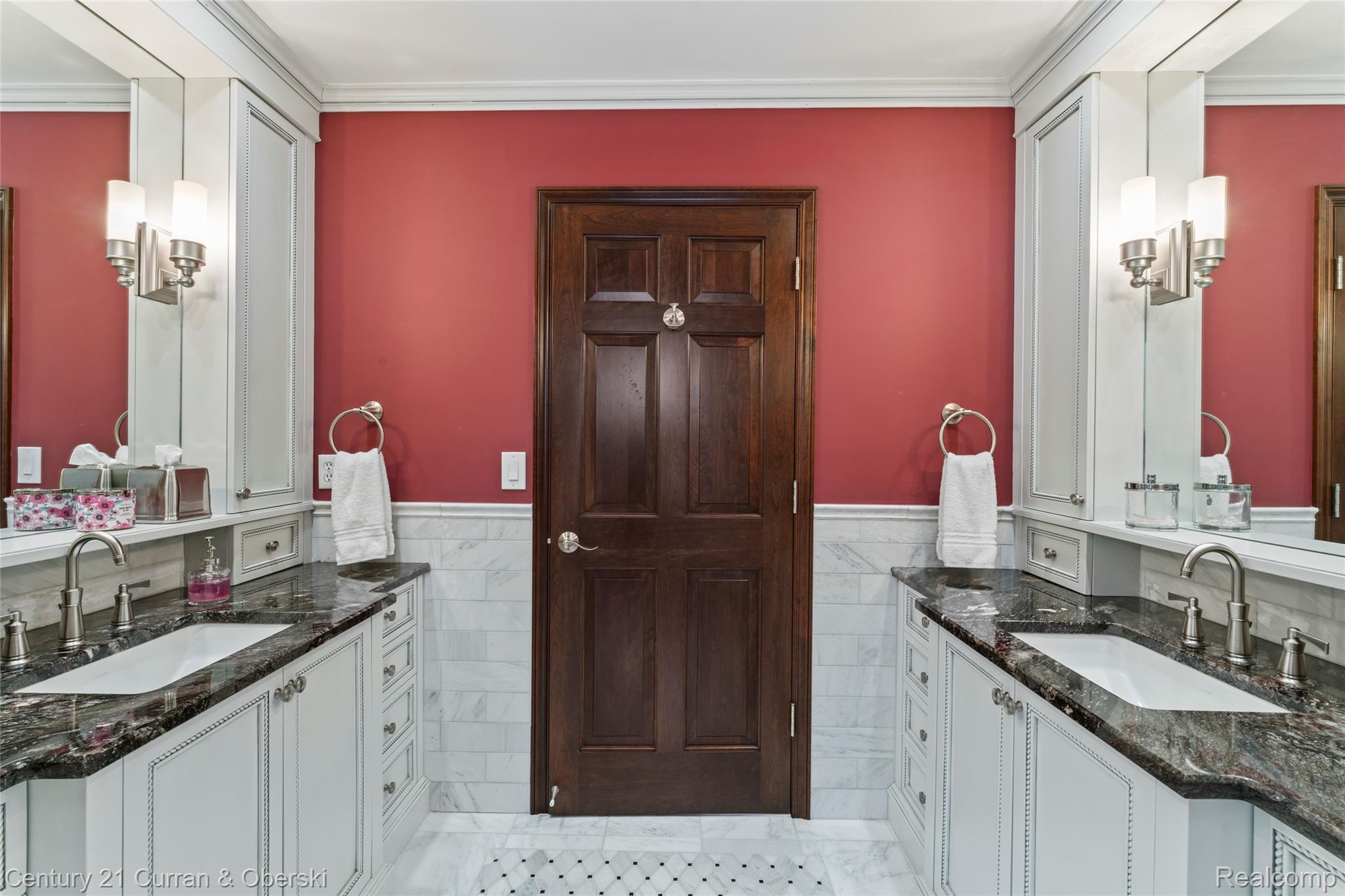 Commerce Charter Township, Michigan, 48382, United States, 4 Bedrooms Bedrooms, ,5 BathroomsBathrooms,Residential,For Sale,1974674