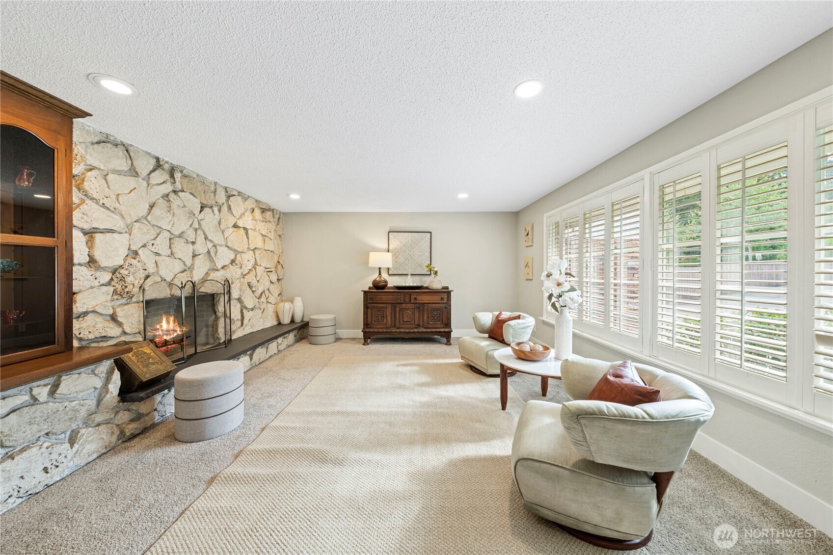 University Place, Washington, 98466, United States, 5 Bedrooms Bedrooms, ,3 BathroomsBathrooms,Residential,For Sale,1910787