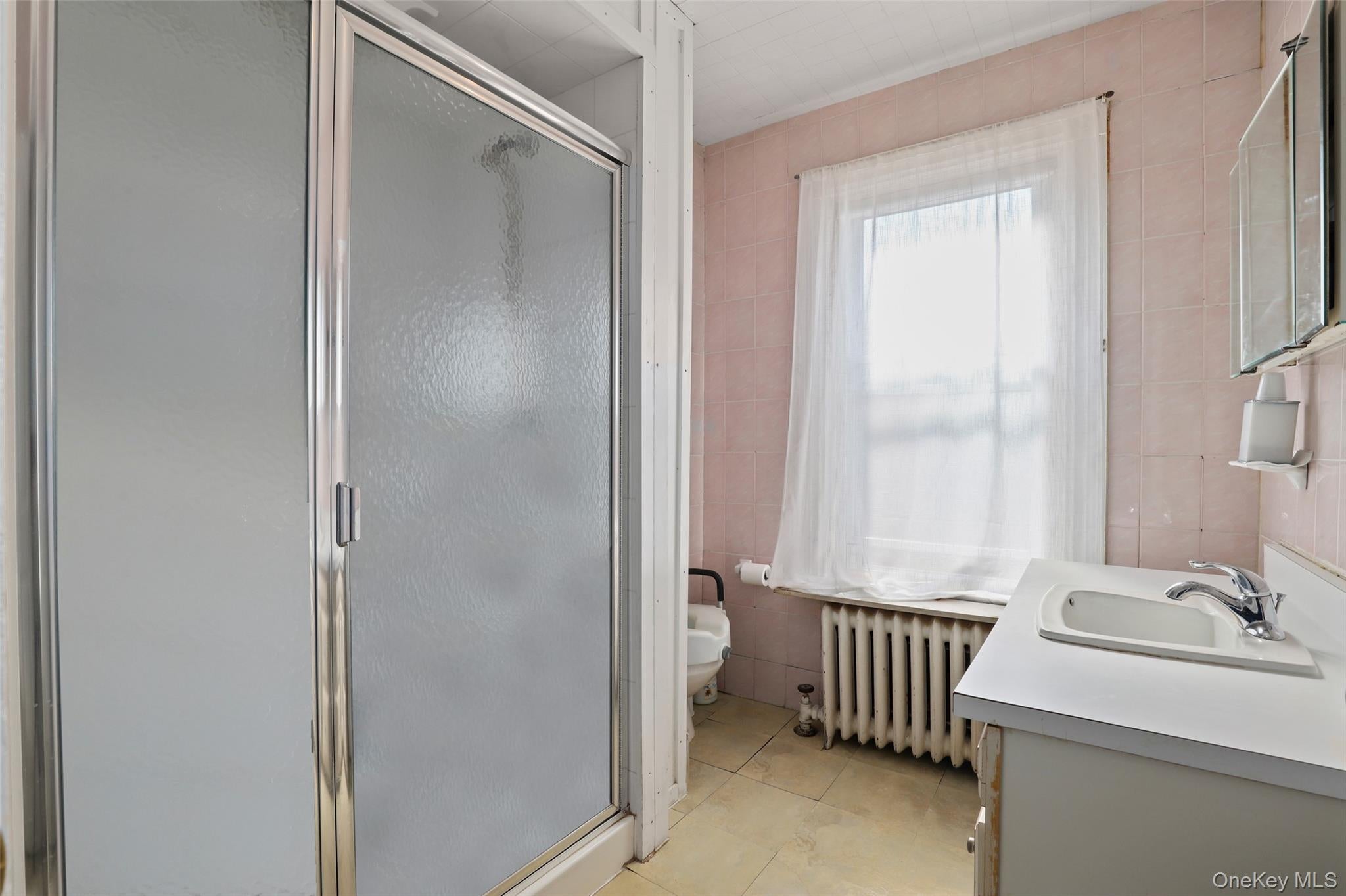 Ossining, New York, 10562, United States, 3 Bedrooms Bedrooms, ,2 BathroomsBathrooms,Residential,For Sale,1922998