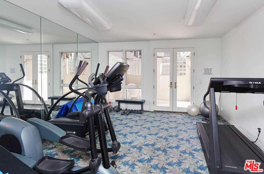 Beverly Hills, California, 90211, United States, 2 Bedrooms Bedrooms, ,3 BathroomsBathrooms,Residential,For Sale,1897211