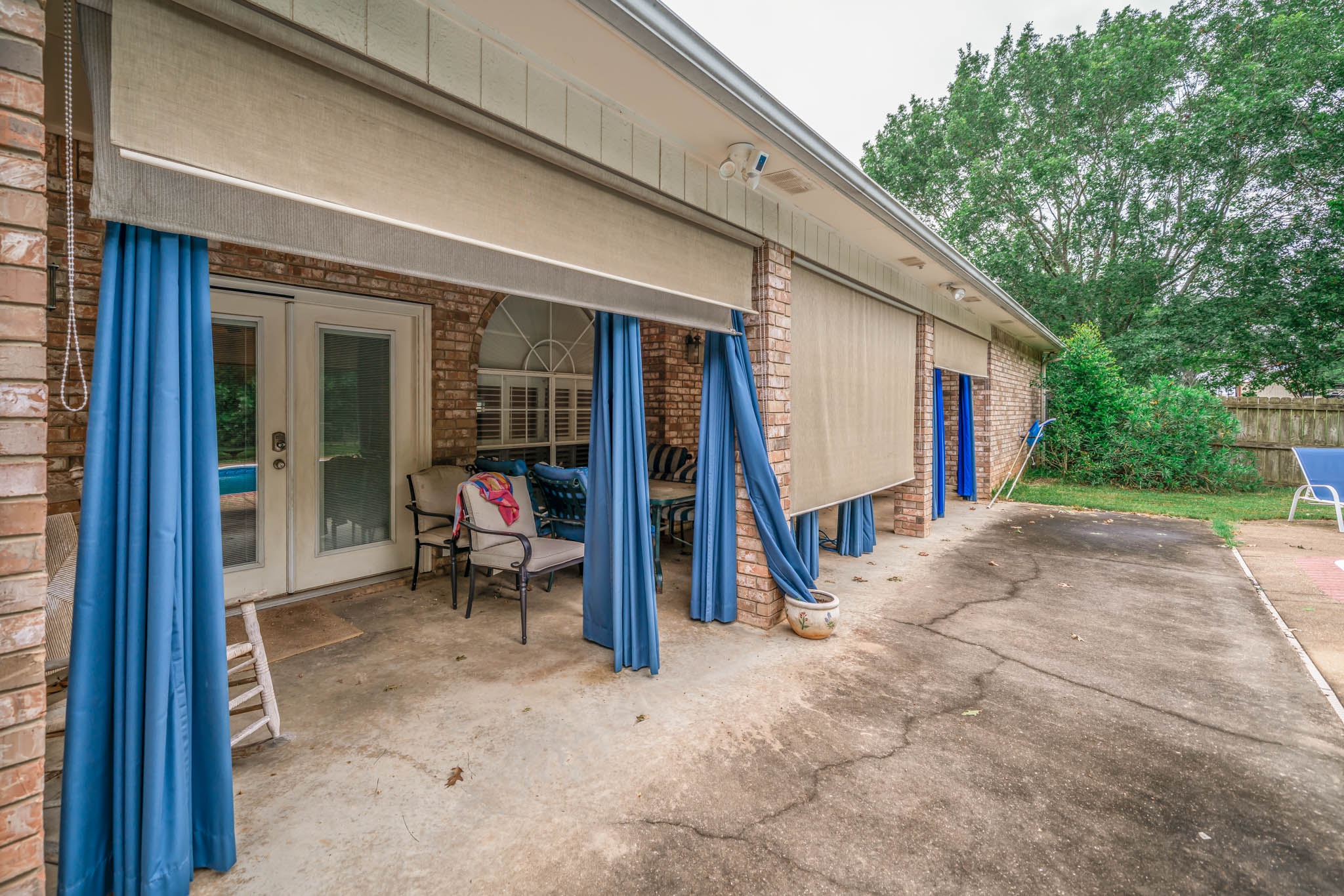 Jacksonville, Texas, 75766, United States, 3 Bedrooms Bedrooms, ,4 BathroomsBathrooms,Residential,For Sale,1984129