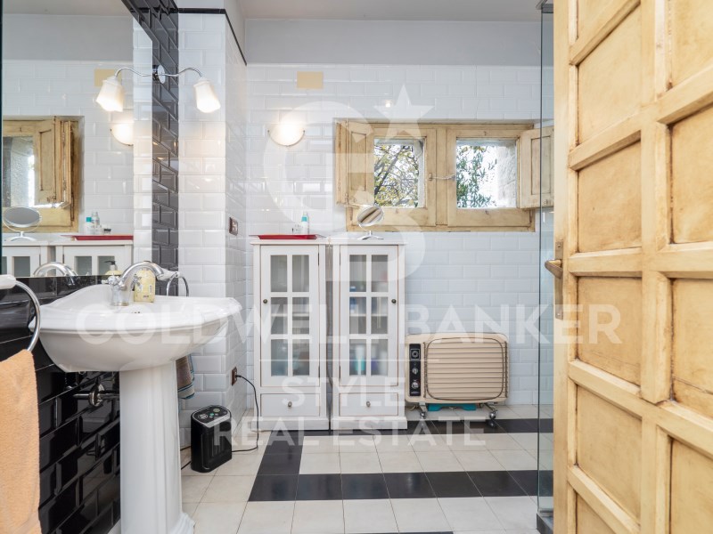 Barcelona, Torell?, Torell? Barcelona, Torell?, To, Torelló, Catalonia, ES, 13 Bedrooms Bedrooms, ,4 BathroomsBathrooms,Residential,For Sale,Barcelona, Torell?, Torell? Barcelona, Torell?, To,1448809