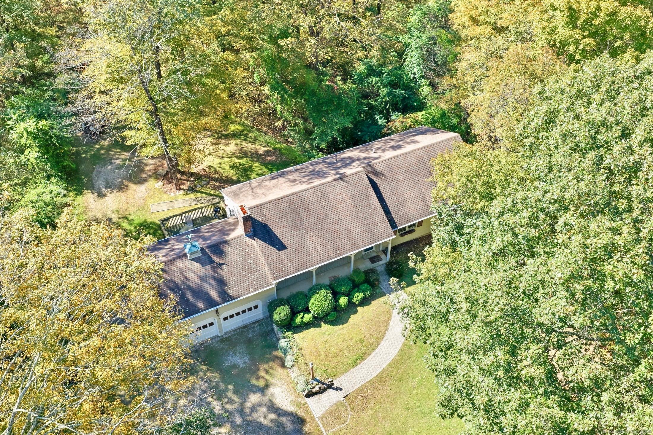 Redding, Connecticut, 06896, United States, 5 Bedrooms Bedrooms, ,3 BathroomsBathrooms,Residential,For Sale,1986152