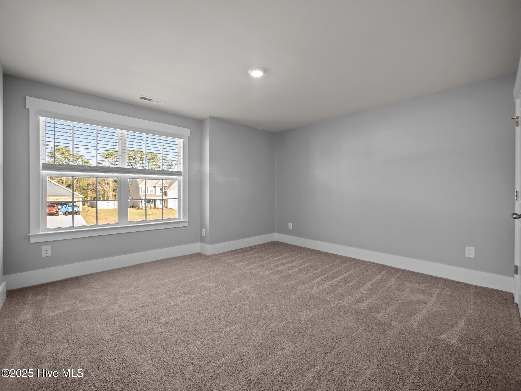 Newport, North Carolina, 28570, United States, 4 Bedrooms Bedrooms, ,3 BathroomsBathrooms,Residential,For Sale,1991180