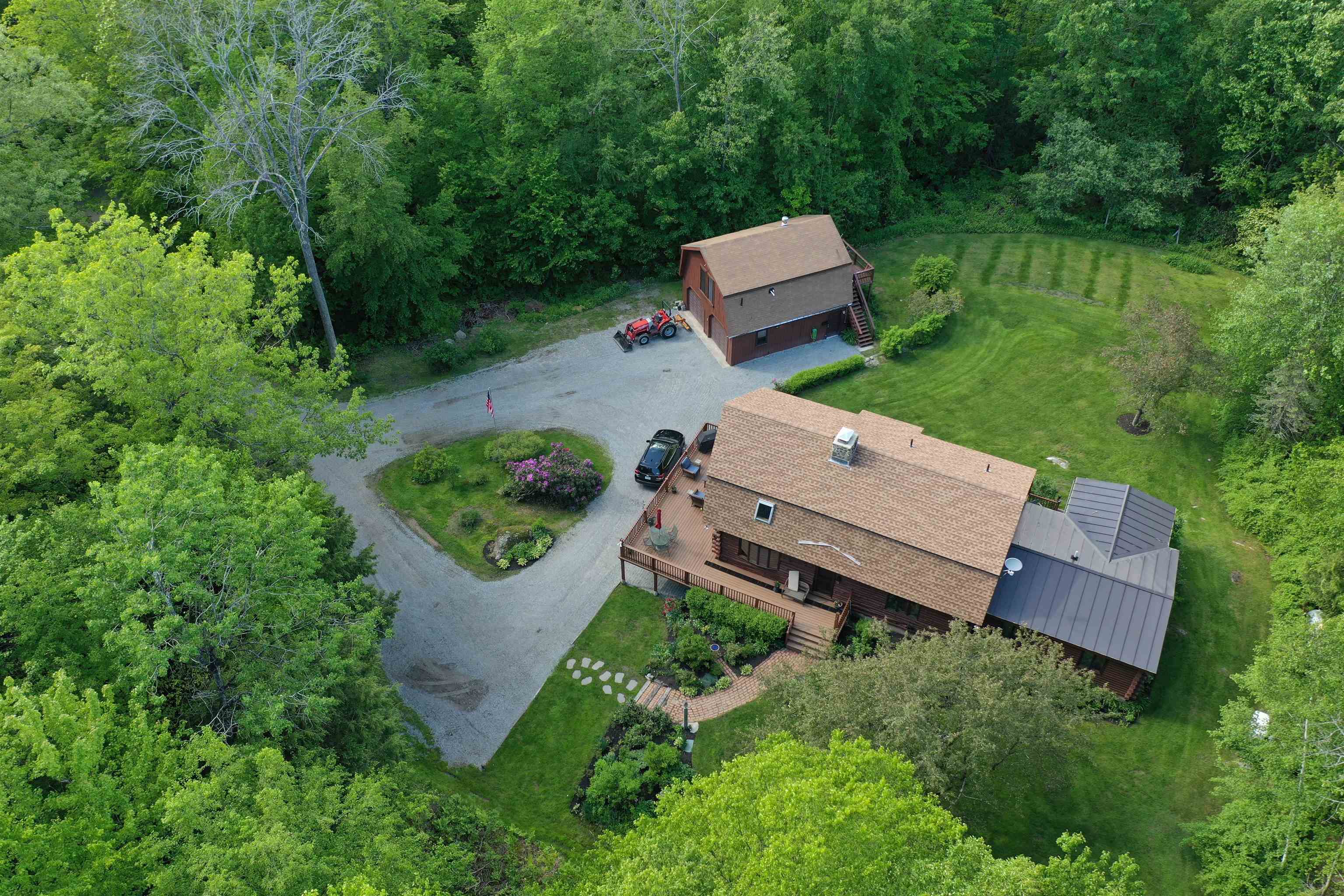 Newbury, New Hampshire, 03255, United States, 4 Bedrooms Bedrooms, ,3 BathroomsBathrooms,Residential,For Sale,1847308