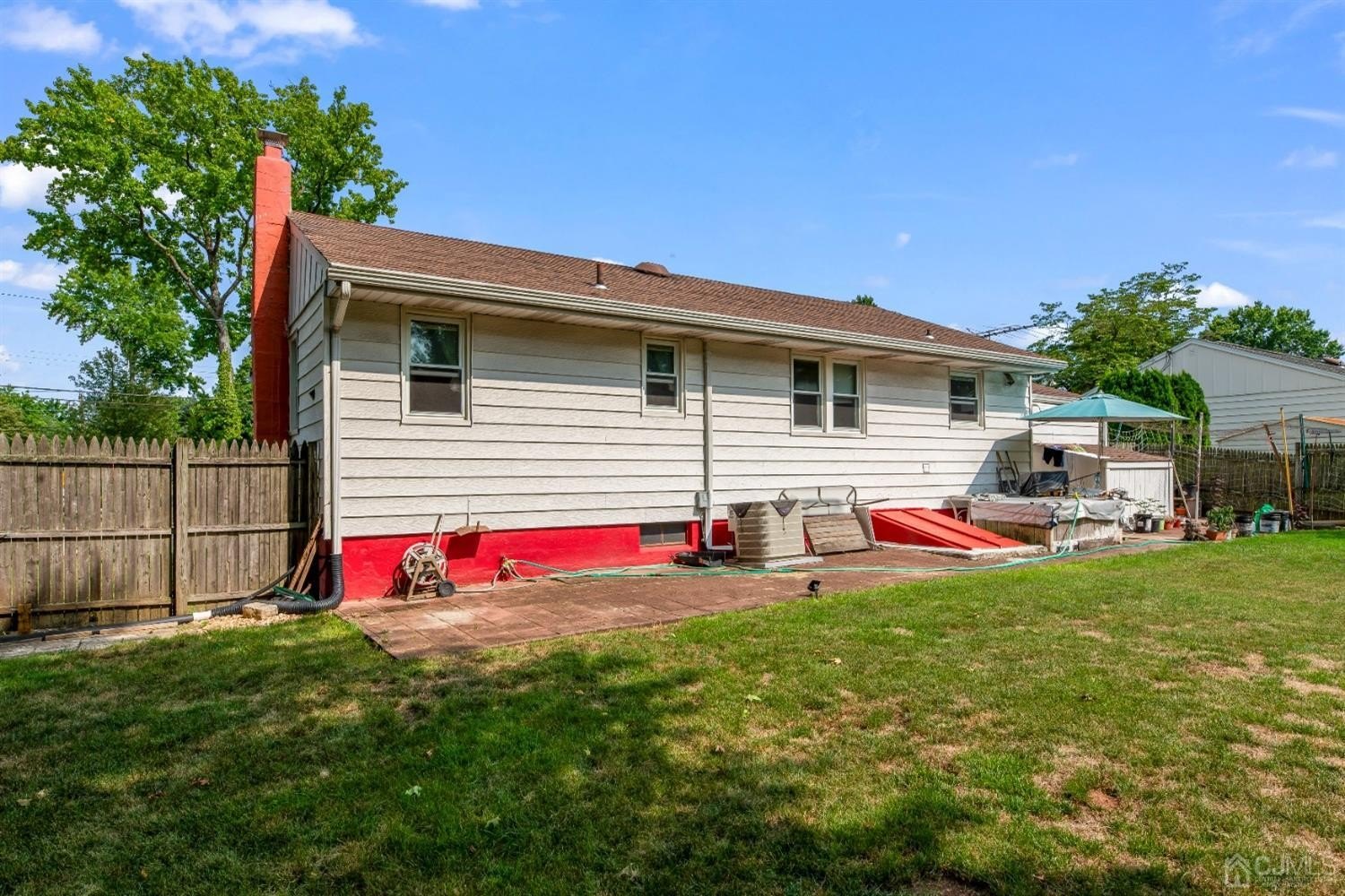 Edison, New Jersey, 08820, United States, 3 Bedrooms Bedrooms, ,1 BathroomBathrooms,Residential,For Sale,1873251