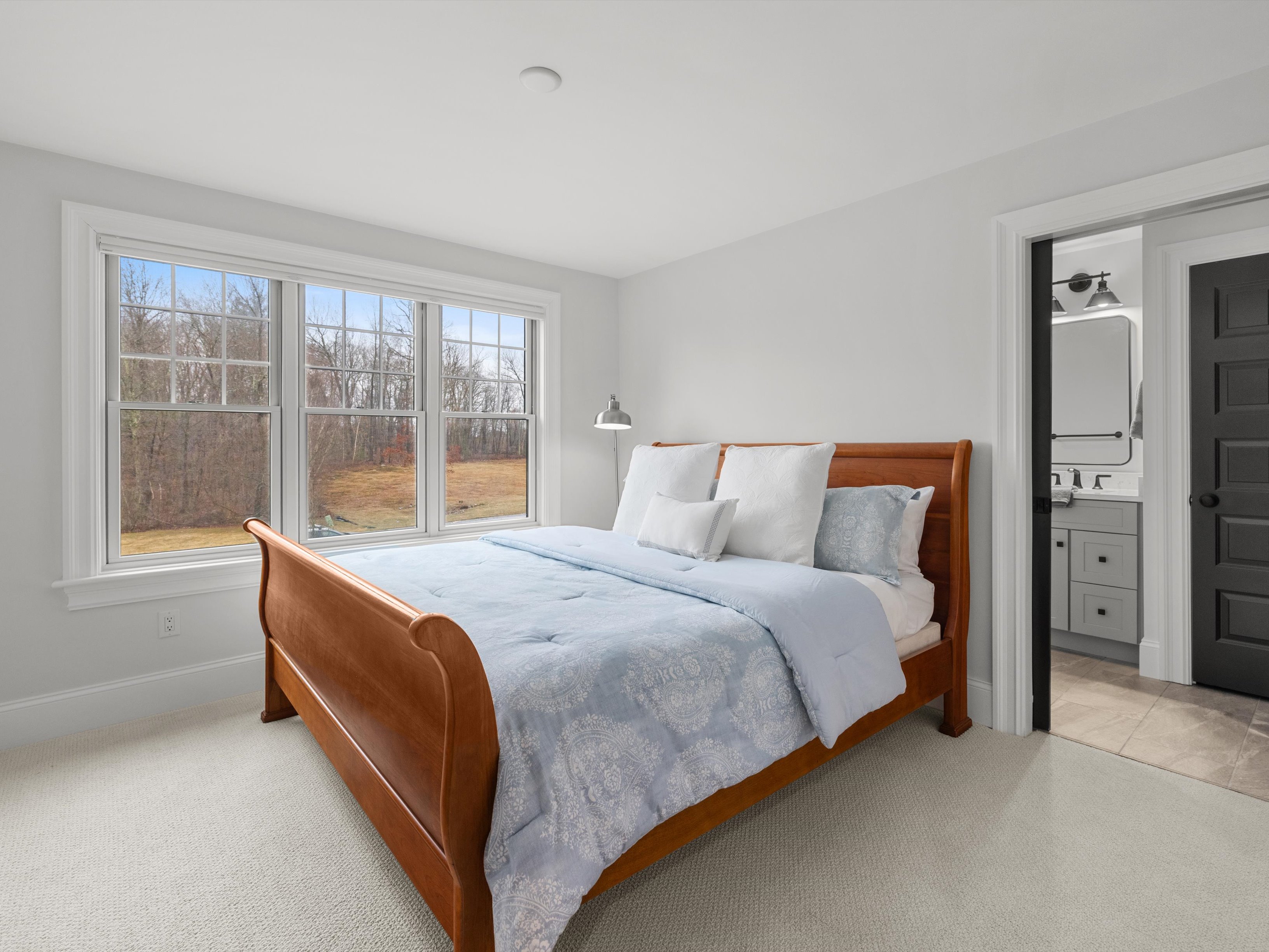  Warm, Welcoming, and Built to Impress—Custom Craftsman in a Premier Setting - 物件實景