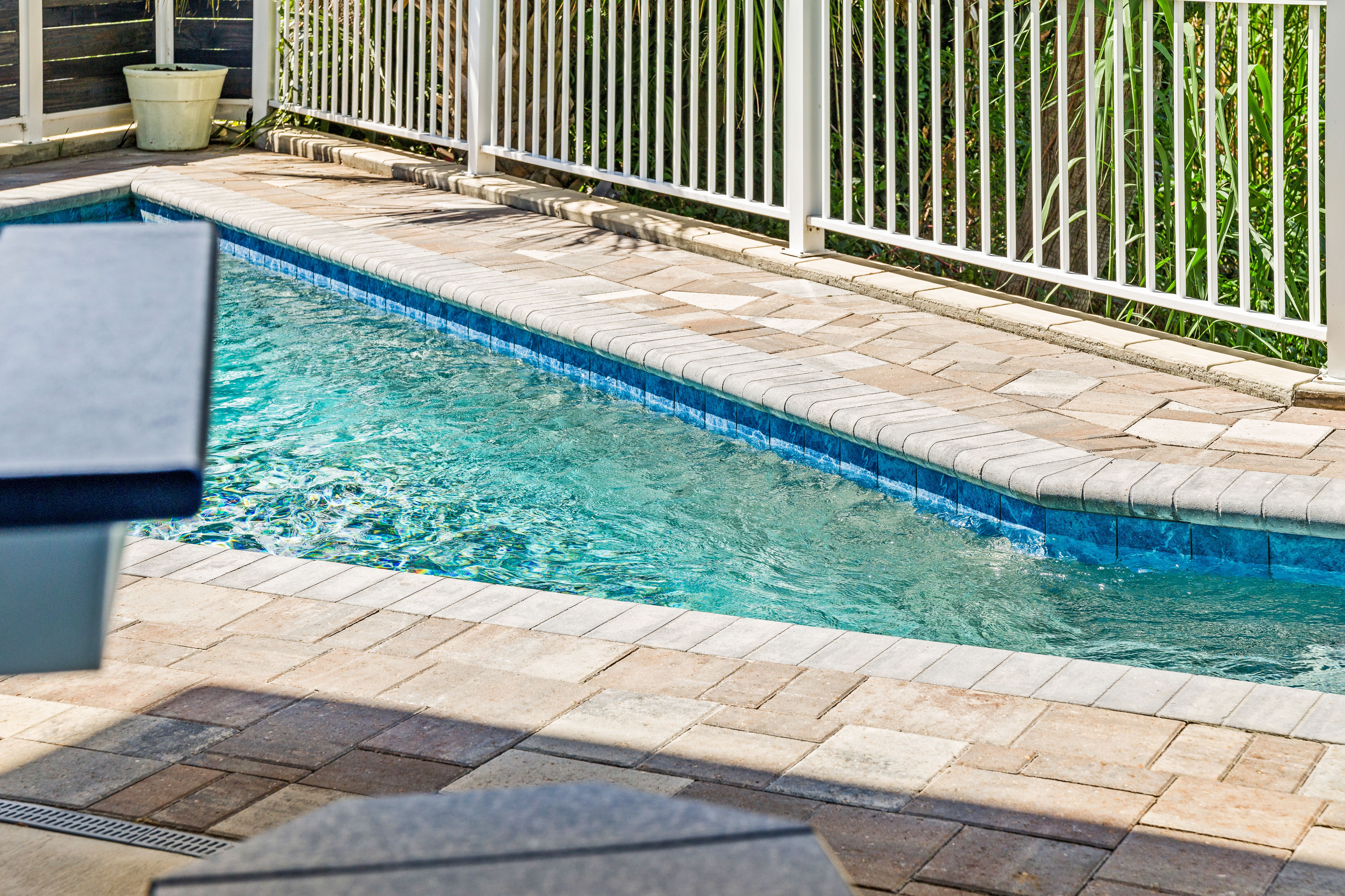  Custom Lakefront Retreat With Gulf Views And Private Pool - 物件實景