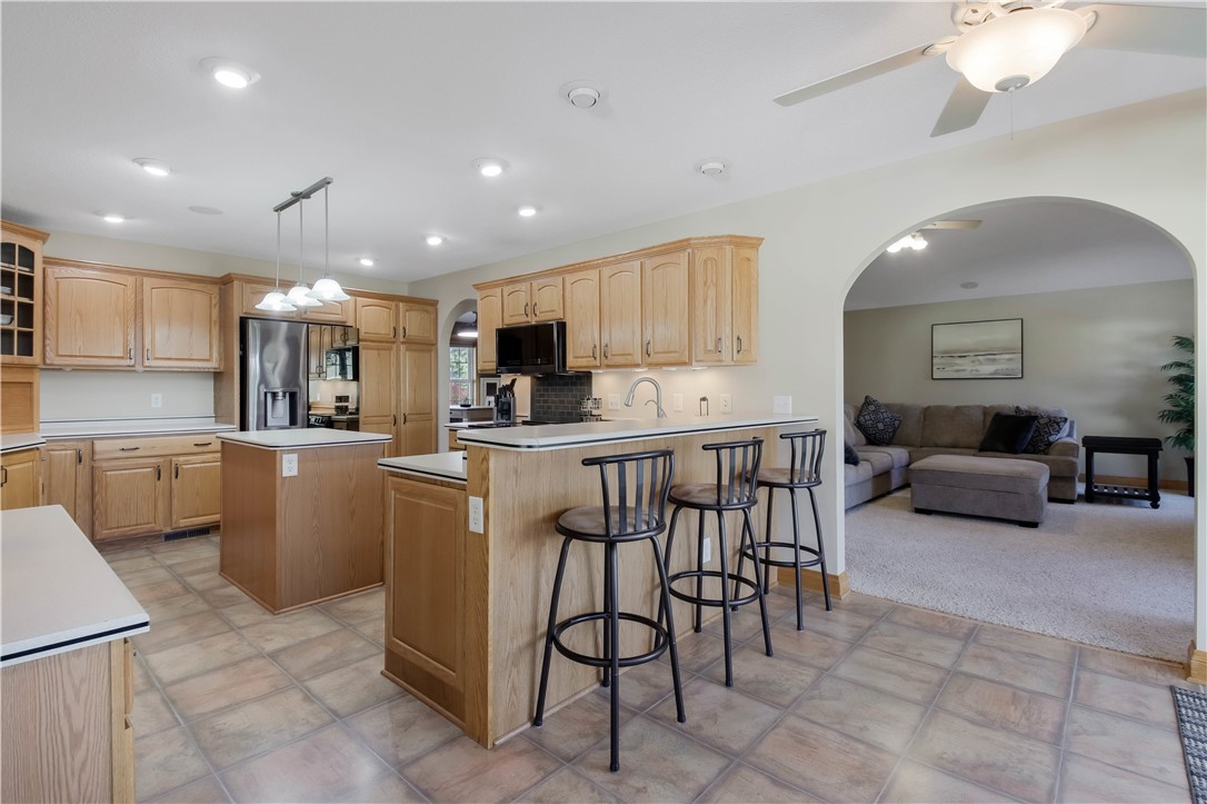 Chippewa Falls, Wisconsin, 54729, United States, 3 Bedrooms Bedrooms, ,4 BathroomsBathrooms,Residential,For Sale,1994232