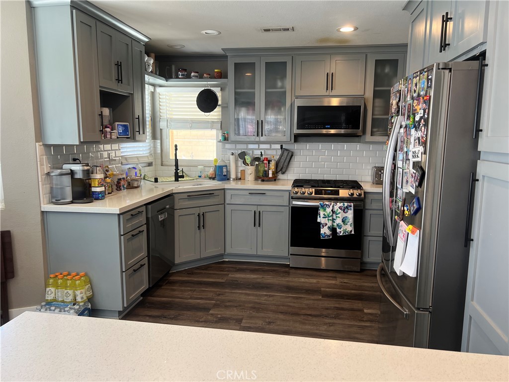 HEMET, California, 92544, United States, 4 Bedrooms Bedrooms, ,3 BathroomsBathrooms,Residential,For Sale,1827850