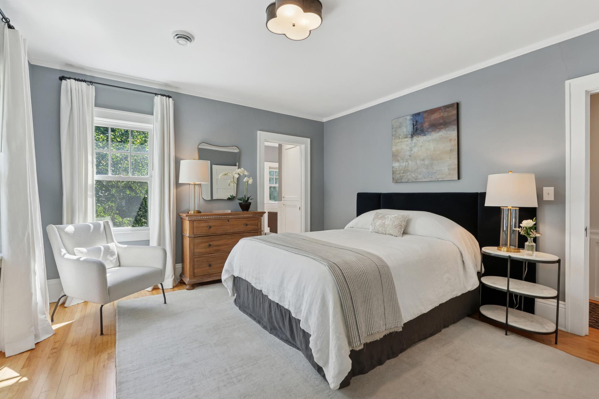 Minneapolis, Minnesota, 55419, United States, 5 Bedrooms Bedrooms, ,2 BathroomsBathrooms,Residential,For Sale,1992042