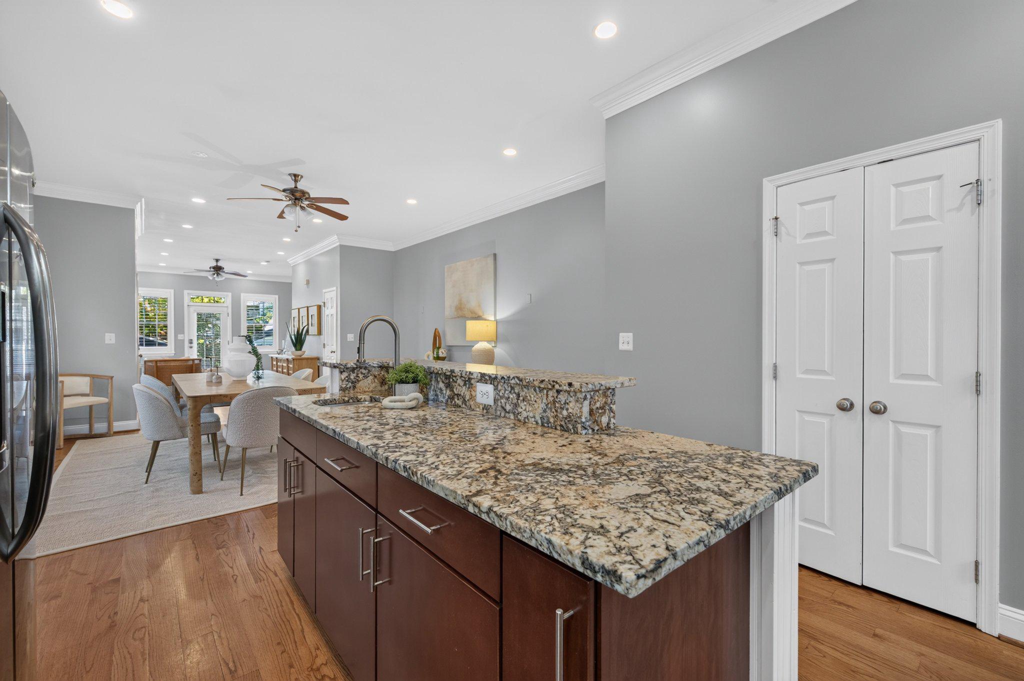  17 E Reed Avenue, Alexandria, VA, 22305 - 物件實景