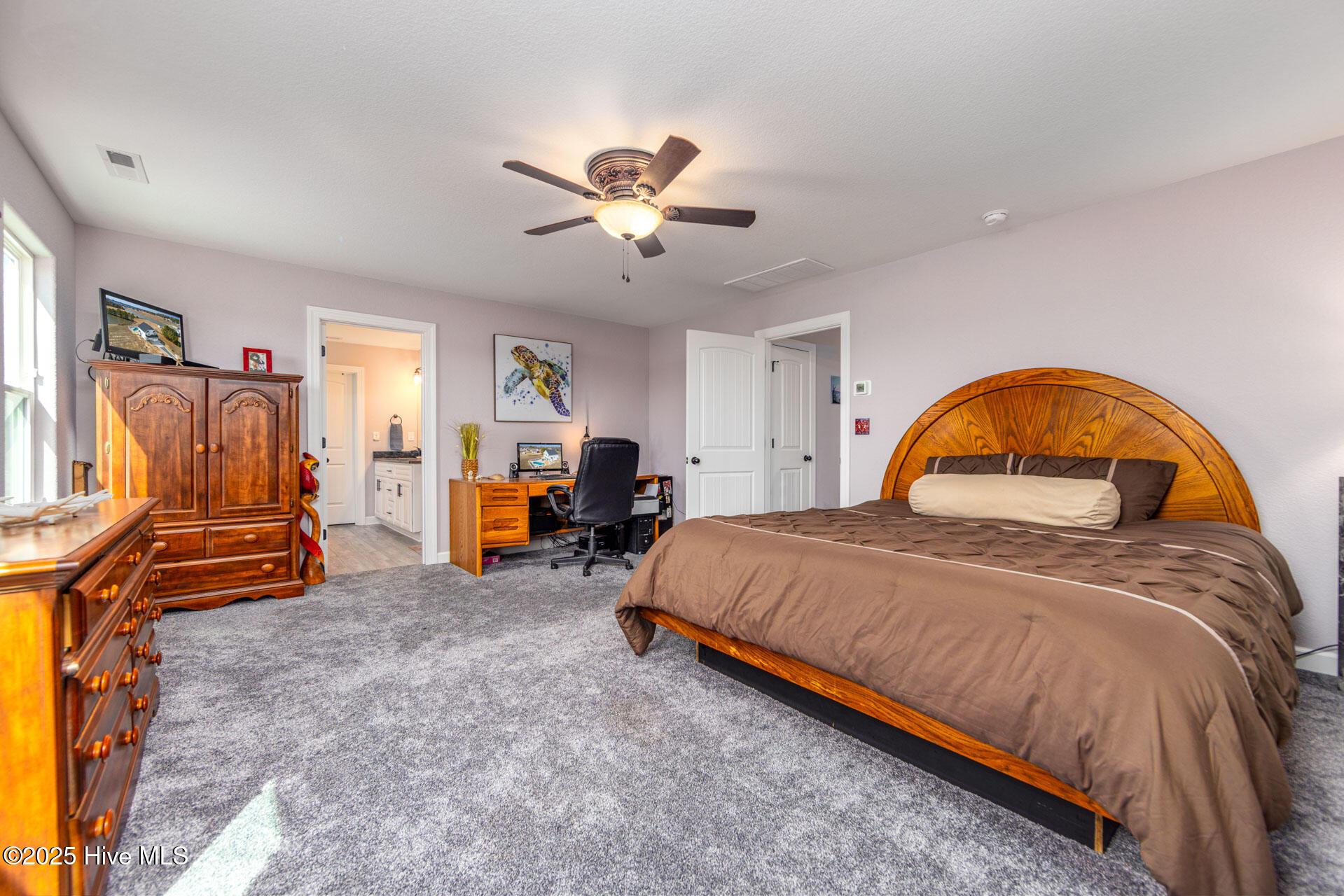 Elizabeth City, North Carolina, 27909, United States, 4 Bedrooms Bedrooms, ,3 BathroomsBathrooms,Residential,For Sale,1729027