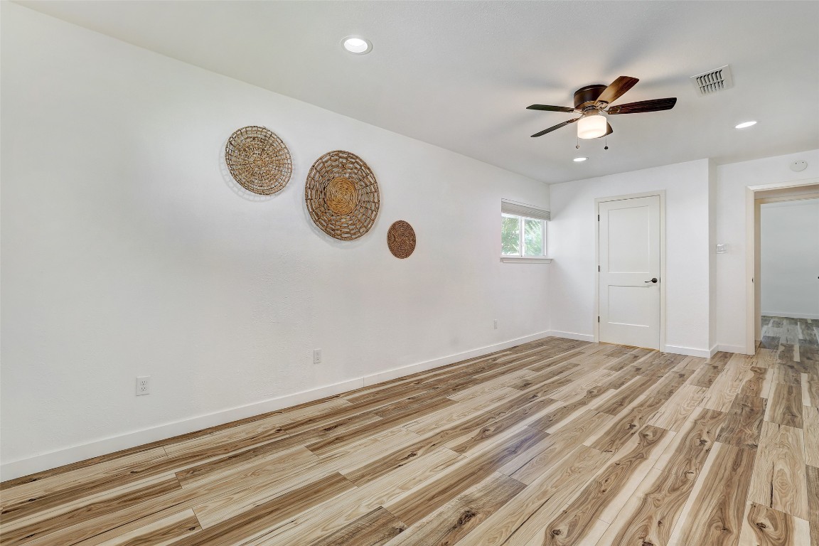Austin, Texas, 78759, United States, 3 Bedrooms Bedrooms, ,2 BathroomsBathrooms,Residential,For Sale,1932047