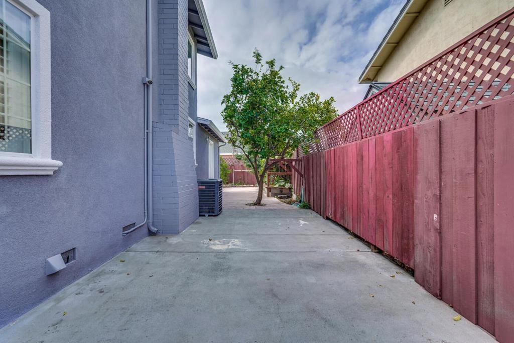 Union City, California, 94587, United States, 4 Bedrooms Bedrooms, ,3 BathroomsBathrooms,Residential,For Sale,1978572