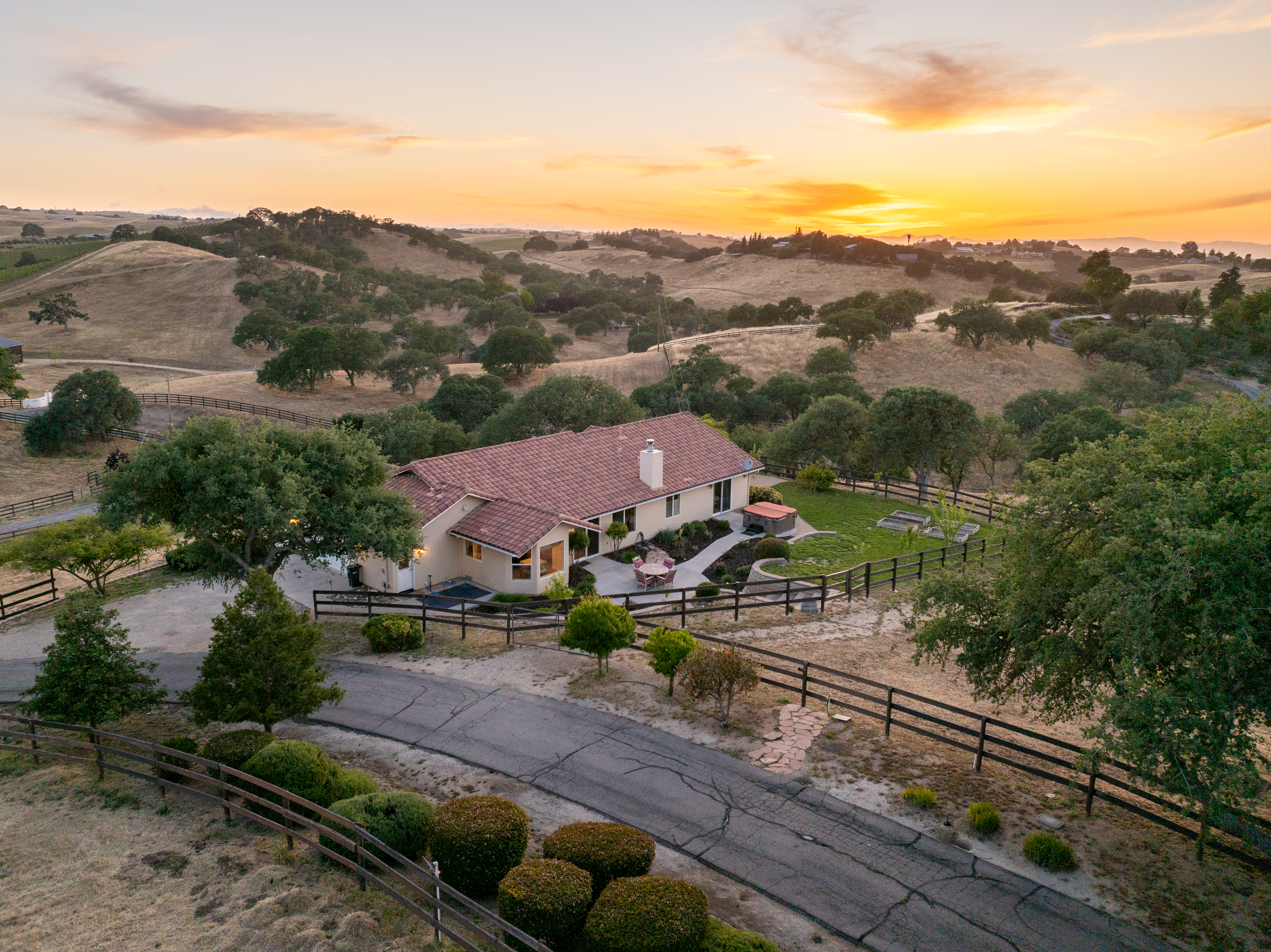  6275 Twin Canyon Lane - 物件實景