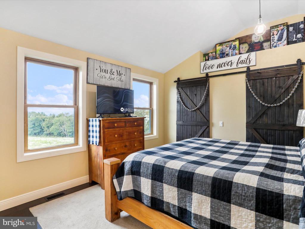 ELK GARDEN, West Virginia, 26717, United States, 5 Bedrooms Bedrooms, ,3 BathroomsBathrooms,Residential,For Sale,1908843