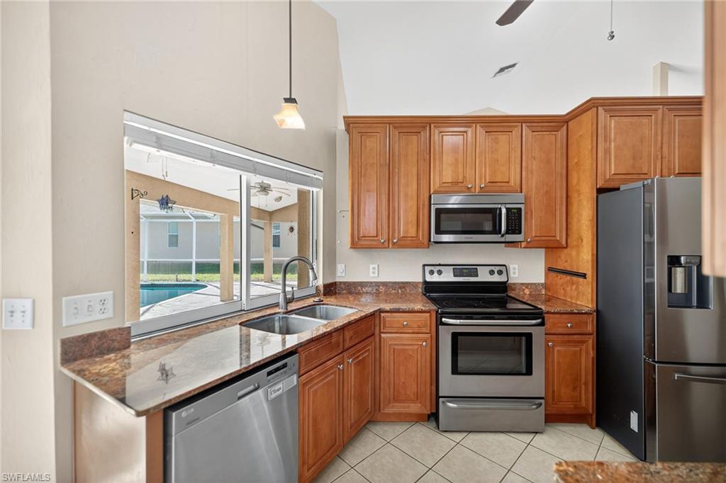 Fort Myers, Florida, 33919, United States, 3 Bedrooms Bedrooms, ,2 BathroomsBathrooms,Residential,For Sale,1995652