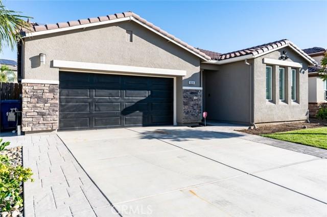 Los Banos, California, 93635, United States, 4 Bedrooms Bedrooms, ,3 BathroomsBathrooms,Residential,For Sale,1982333