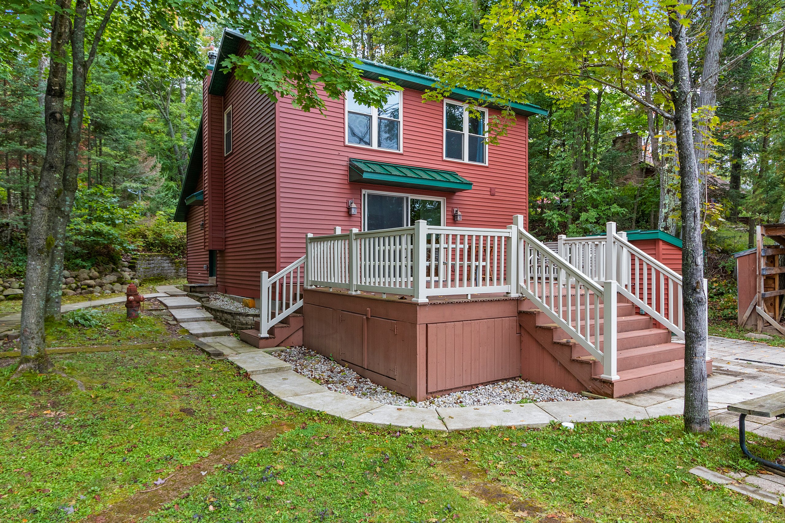 Lakewood, Wisconsin, 54138, United States, 3 Bedrooms Bedrooms, ,1 BathroomBathrooms,Residential,For Sale,1948310