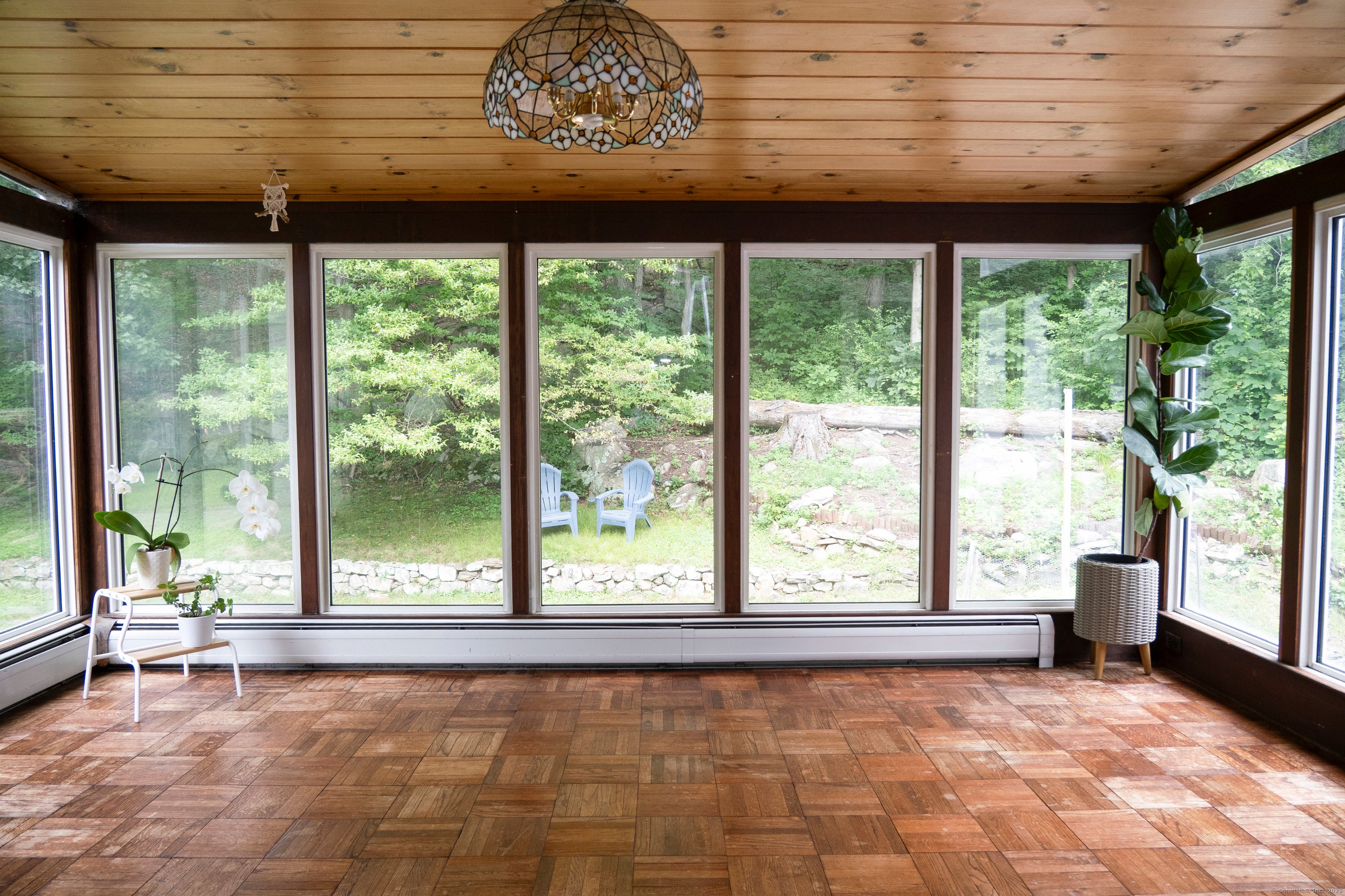 Trumbull, Connecticut, 06611, United States, 3 Bedrooms Bedrooms, ,3 BathroomsBathrooms,Residential,For Sale,1937031