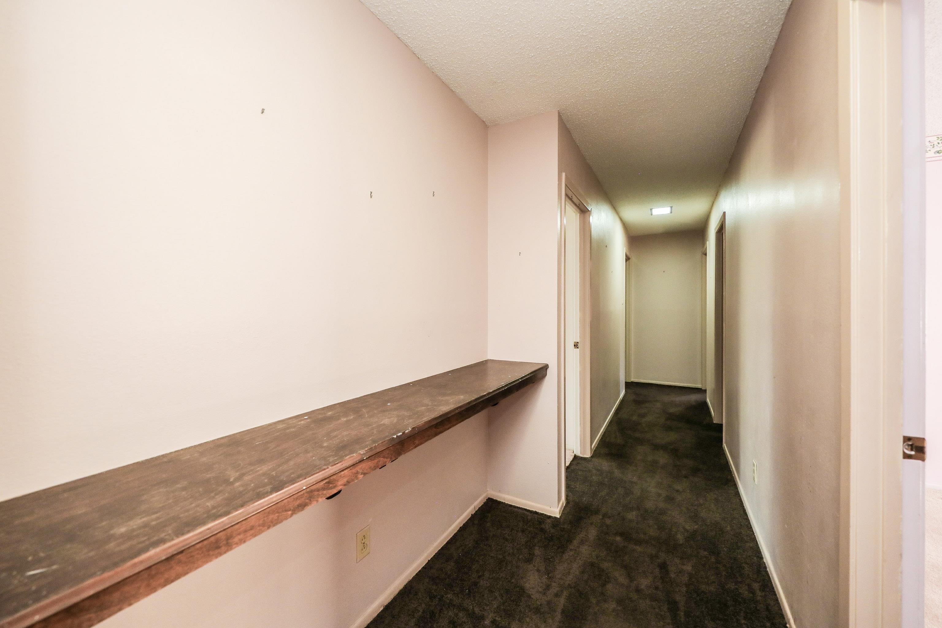 LAREDO, Texas, 78041, United States, 5 Bedrooms Bedrooms, ,3 BathroomsBathrooms,Residential,For Sale,1967607