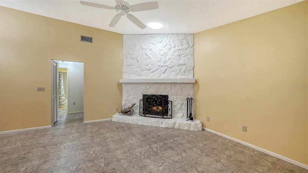 Bradenton, Florida, 34209, United States, 3 Bedrooms Bedrooms, ,2 BathroomsBathrooms,Residential,For Sale,2001818